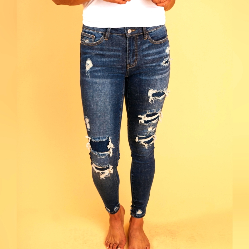 New! Judy Blue Patched Skinny Jeans